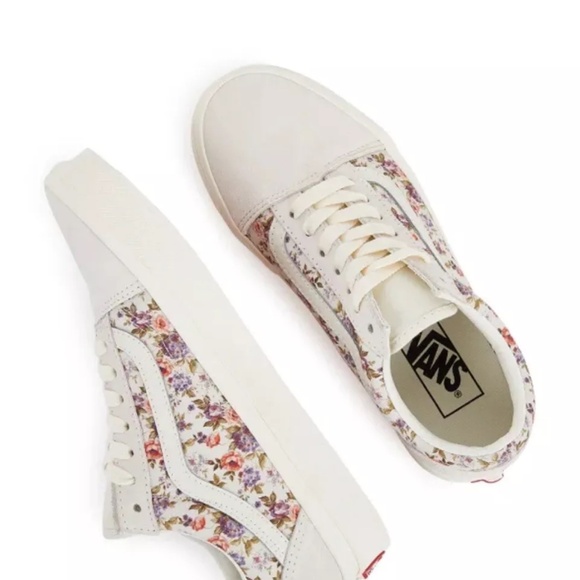 NEW Women’s Vans 6.5 White Suede Vintage Floral Marshmallow Shoes Lace Up - Picture 11 of 11